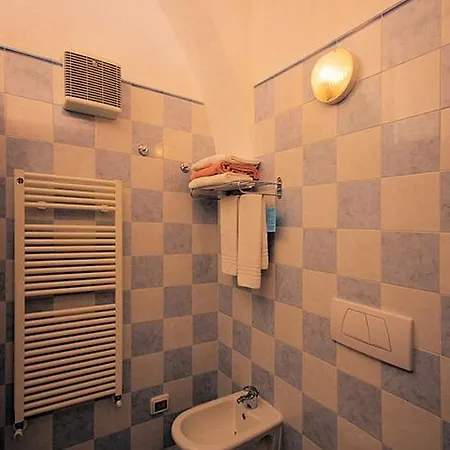 Sleeps 2 Pool Wifi *